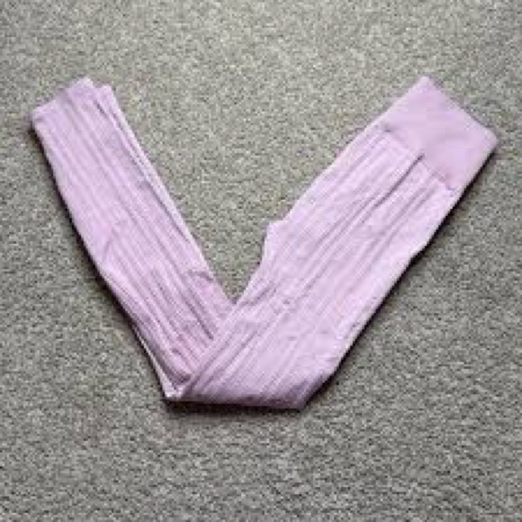ALO Yoga Pants - Alo Yoga Cable Knit Leggings Lilac Purple High-Waist Size S